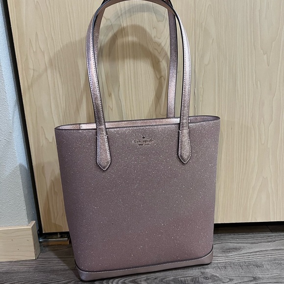 a Kate Spade rose gold tote - Picture 6 of 10